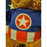 Captain America Outfit für 40 cm große Plüschtiere.