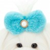 Lucky Mimi – Peluche vêtue d’un manteau menthe élégant avec nœud perle