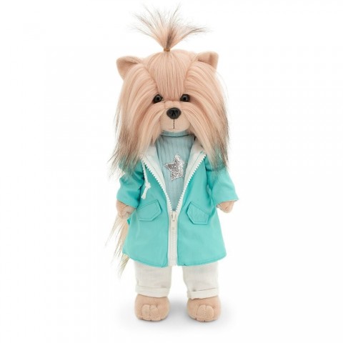 Lucky Yoyo dressed in her turquoise raincoat and star sweater – Mon Teddy Bear