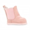 Winterkleidung für Lucky Doggy Plüsch – Rosa Mantel, graues Kleid, rosa Stiefel, Haarband