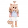 Peluche Lucky Doggy Mimi Evening Walk en blouson teddy pastel et jupe plissée blanche – Réf. LD3/119 Peluche Lucky Doggy Mimi Evening Walk en blouson teddy pastel et jupe plissée blanche – Réf. LD3/119