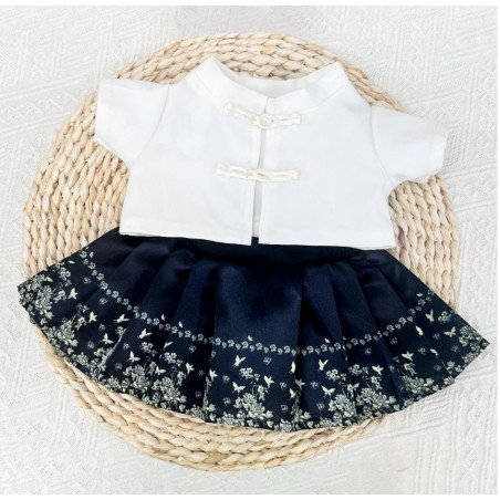 elegantes Kuscheltier-Outfit schwarz mit weißer Jacke – Ref. Y170