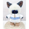 vetement-peluche-tenue-sport-chic-blanc-bleu-short-beige-YTOY.png