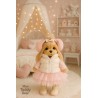 Lucky Doggy knuffeloutfit – Roze Droom – witte jas en roze jurk