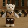 knuffel-retro-universiteitsoutfit-3-delig-platgelegd.jpg