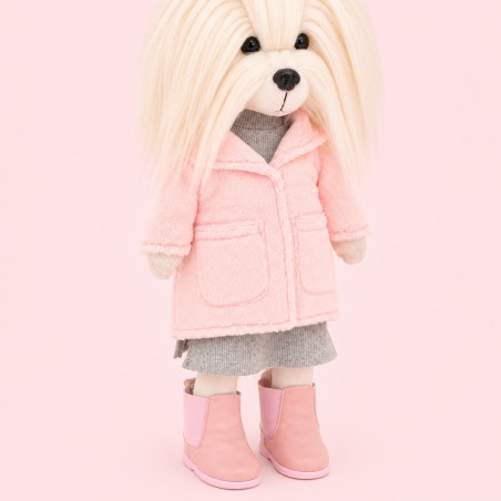 Lucky Yoyo Lavender Evening Réf. LD5/100 – Peluche Lucky Doggy articulée manteau rose et robe grise